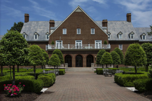 Founders Inn and Spa