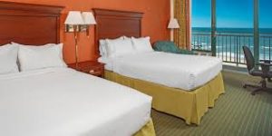holiday inn and suites 3