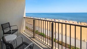ramada-plaza-by-wyndham 1